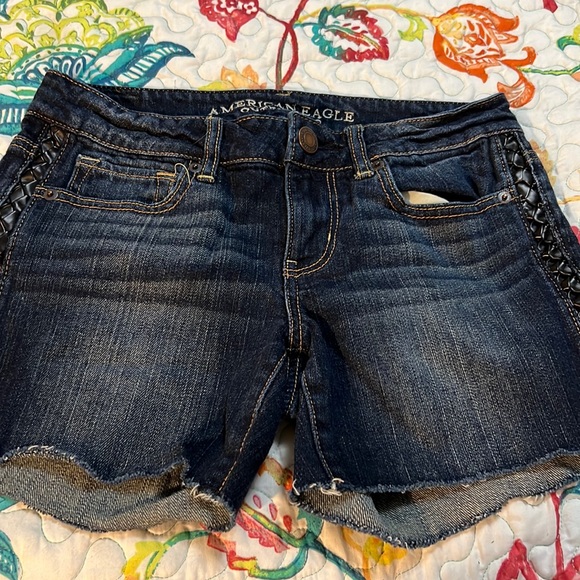 American Eagle Outfitters Pants - American Eagle Denim Braided Leather Trim Short size 4
